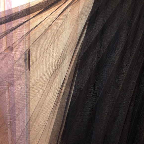 BLACK TULLE SKIRT - Picture 5 of 6